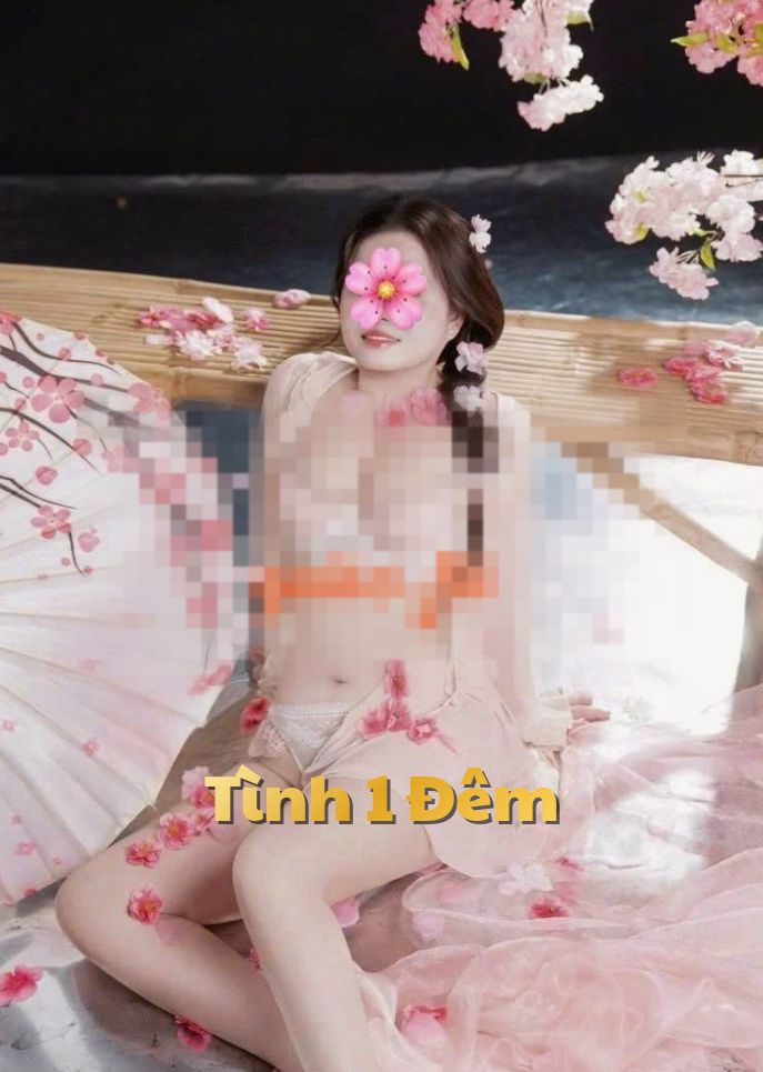Thần – gái gọi Dĩ An