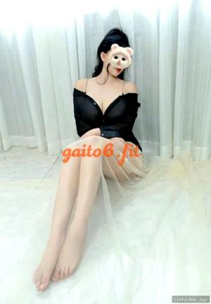 Ngọc Bích Người – ảnh