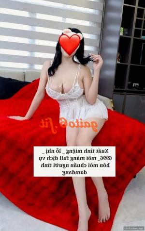 Ngọc Bích Người – ảnh