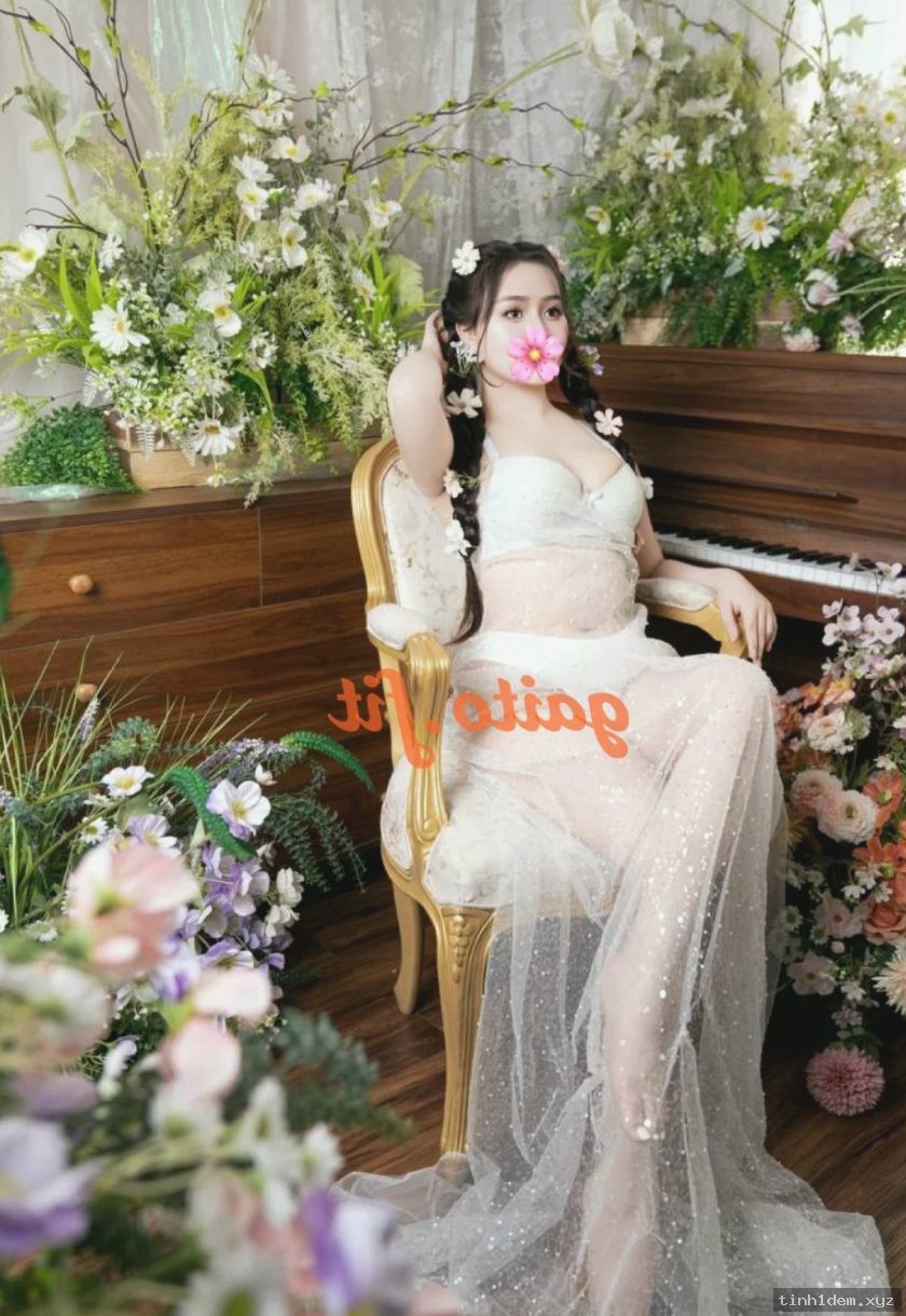 Nhã Kỳ 2006 – Ngực đẹp, chiều khách – Hú ngay – Nha Trang, Khánh Hòa – ảnh 2