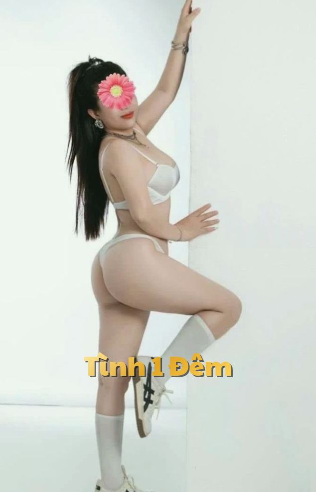 Thu Trang Cực – gái gọi Quận 9