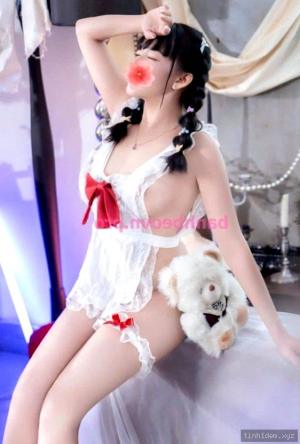 Khánh Thi – ảnh